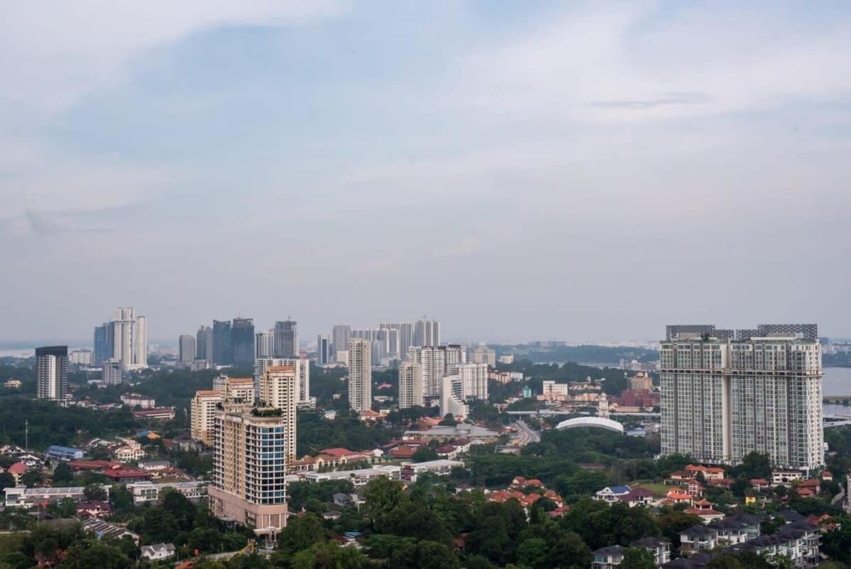 Comfy 3Br Apt In Danga Bay Free Parking Sea View Johor Bahru Kültér fotó