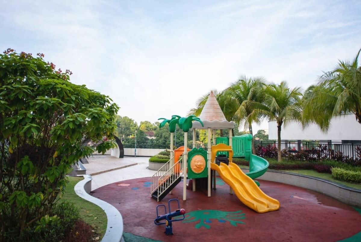 Comfy 3Br Apt In Danga Bay Free Parking Sea View Johor Bahru Kültér fotó